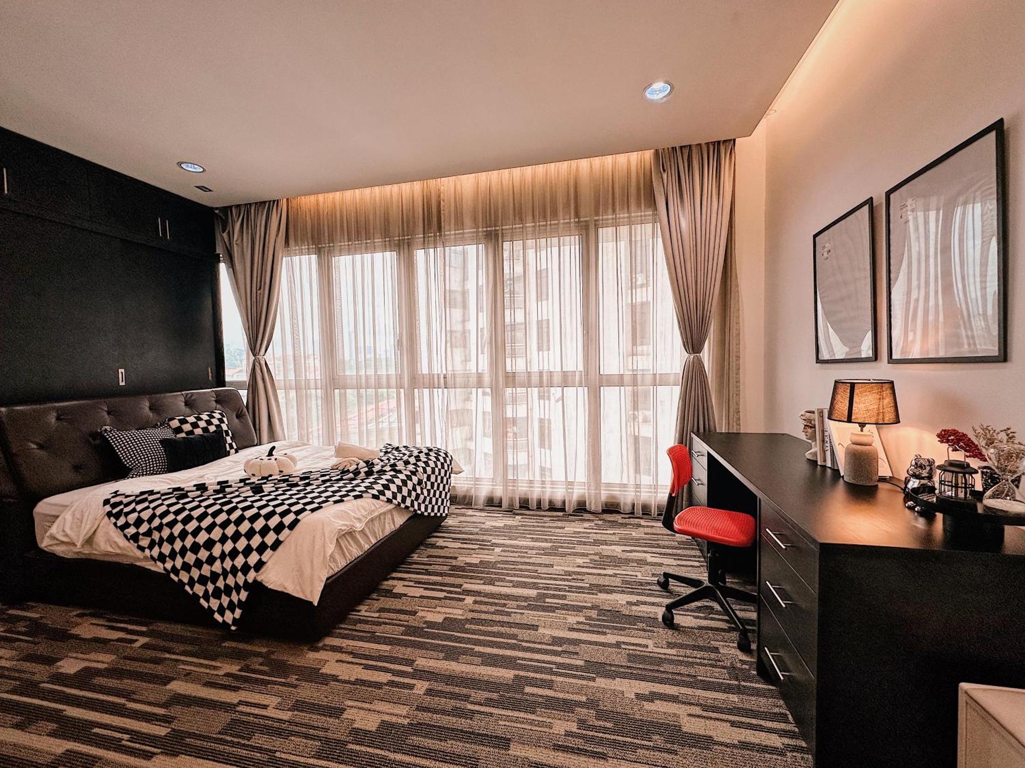 Modern Bauhaus Studio At Regalia Klcc Infinity Pool กัวลาลัมเปอร์ ภายนอก รูปภาพ